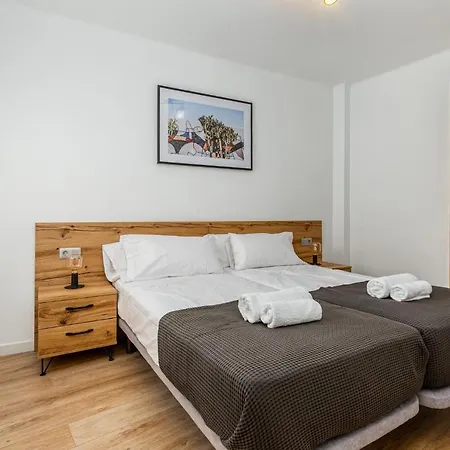 Apartment Simply Stunning - Hidden Gem, Heart Of Poble Sec Barcelona