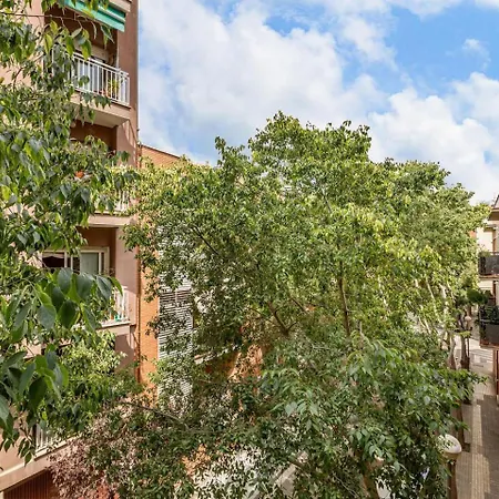 Apartman Poble Sec 3br 2ba Balcony Sleeps 7